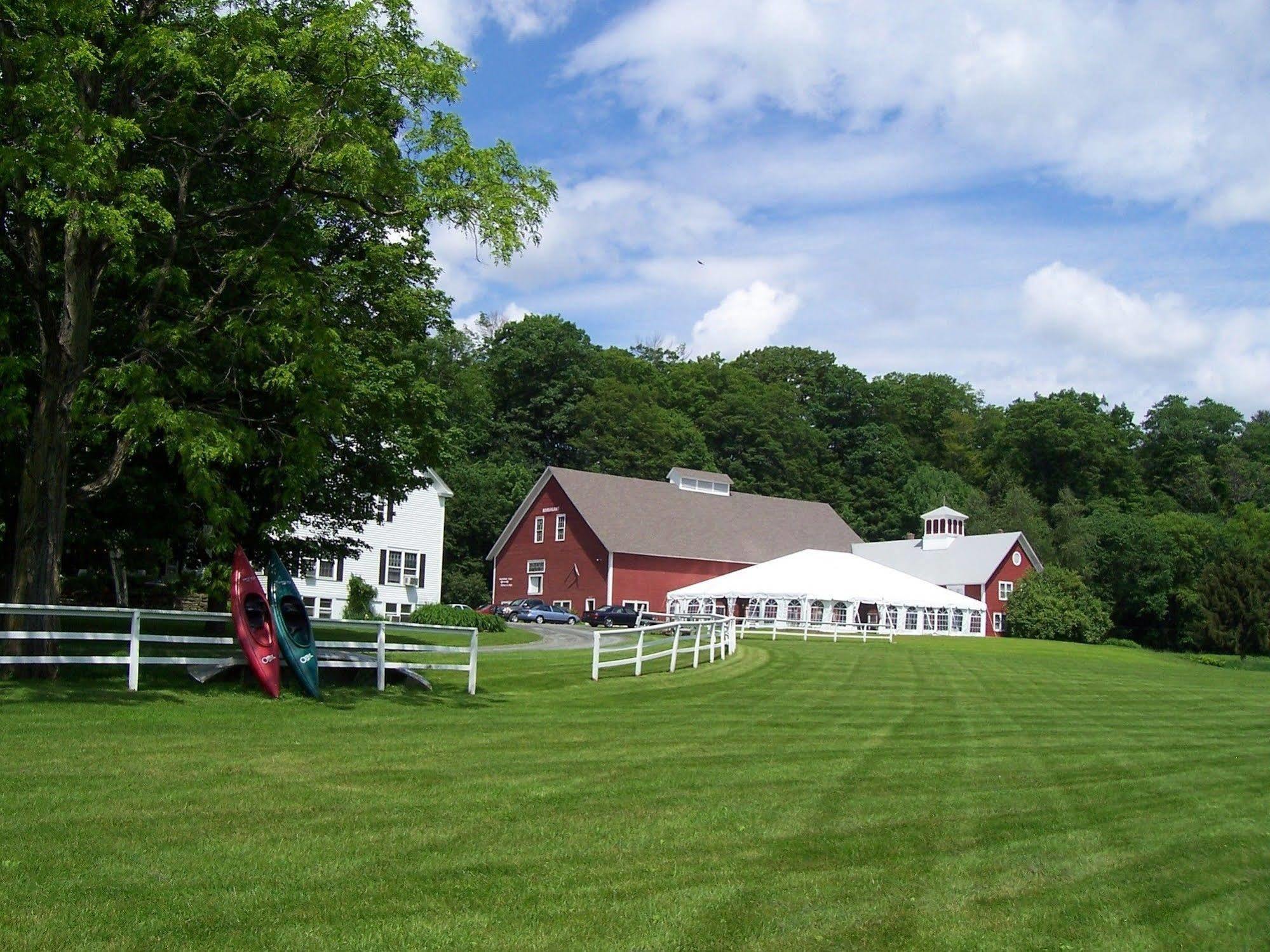 The Quechee Inn At Marshland Farm エクステリア 写真